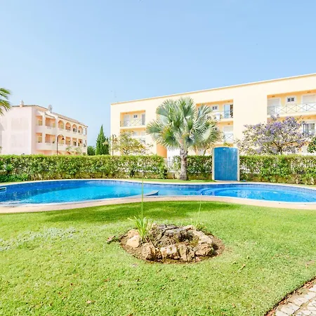 Garden And Pool Vilamoura
